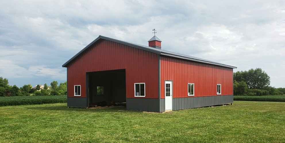 Beautiful 36'x45x12 Charcoal and Red really makes a statement!